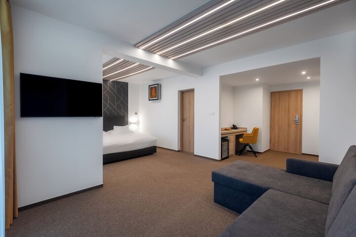 Room 14 of 47