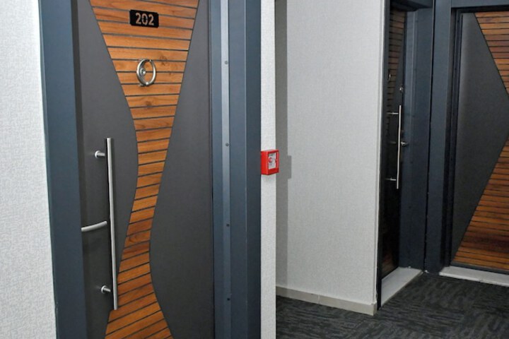 Room 14 of 18