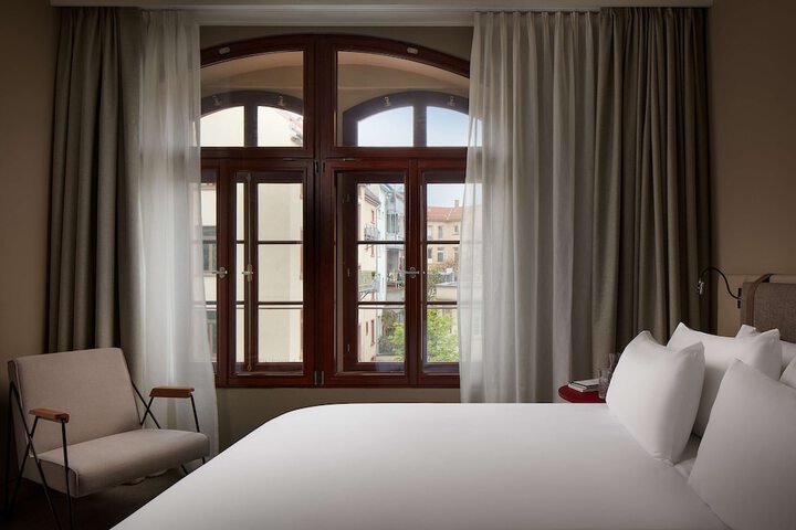 Room 15 of 55