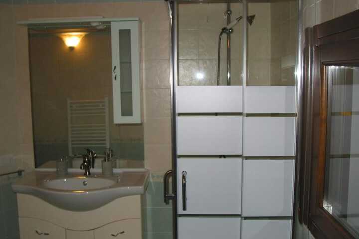 Room 14 of 19