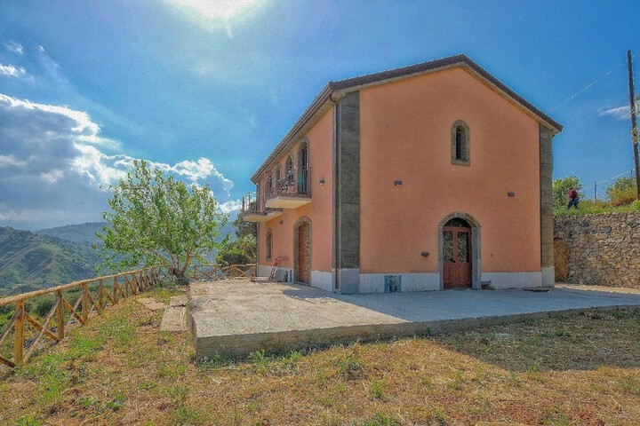 Antico Palmento di Feo Coniglio in Taormina