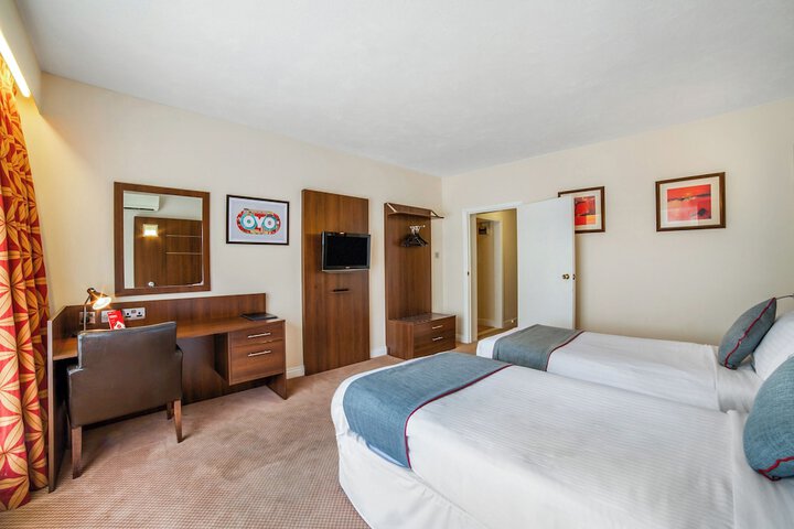 Room 60 of 94