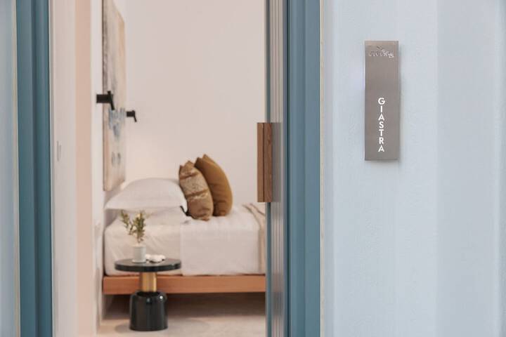 Room 17 of 146