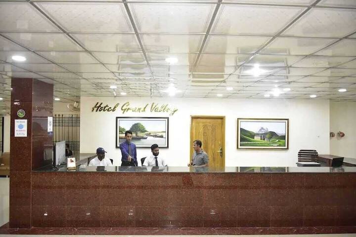 Hotel Interior 4 of 64