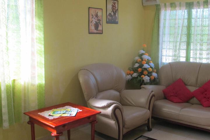 Qaseh Homely Stay