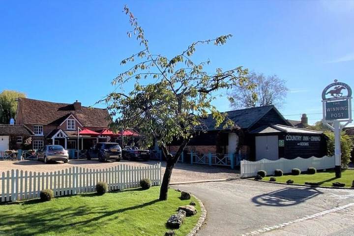 The Winning Post in Windsor