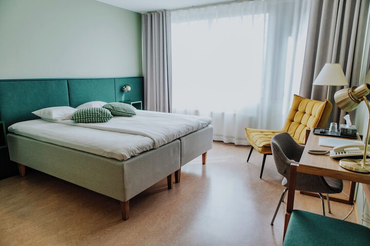 Room 19 of 65