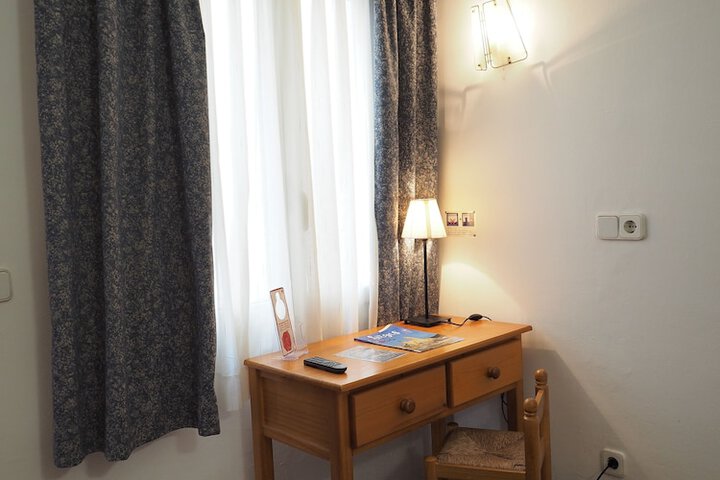 Room 14 of 51