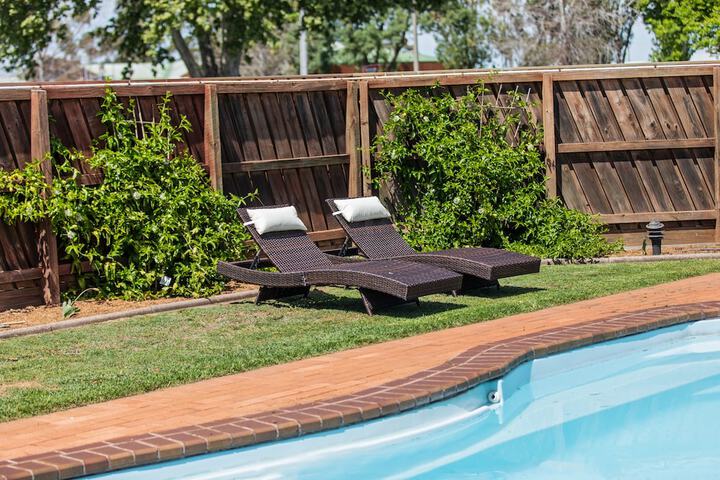 Pool 49 of 73