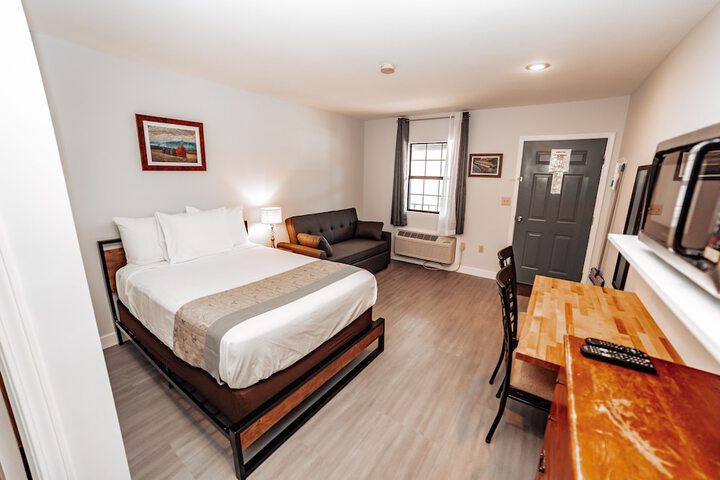 Room 10 of 52