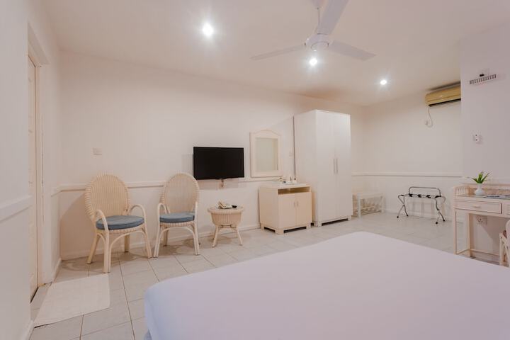 Room 9 of 56