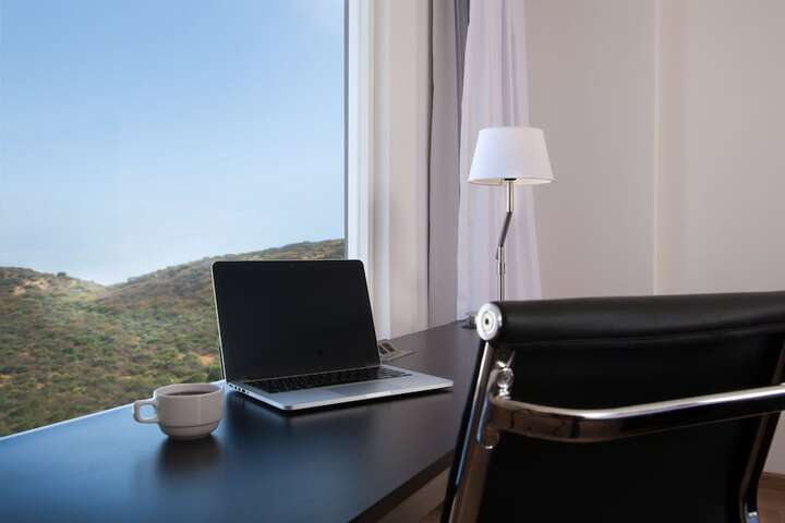 Room 29 of 52