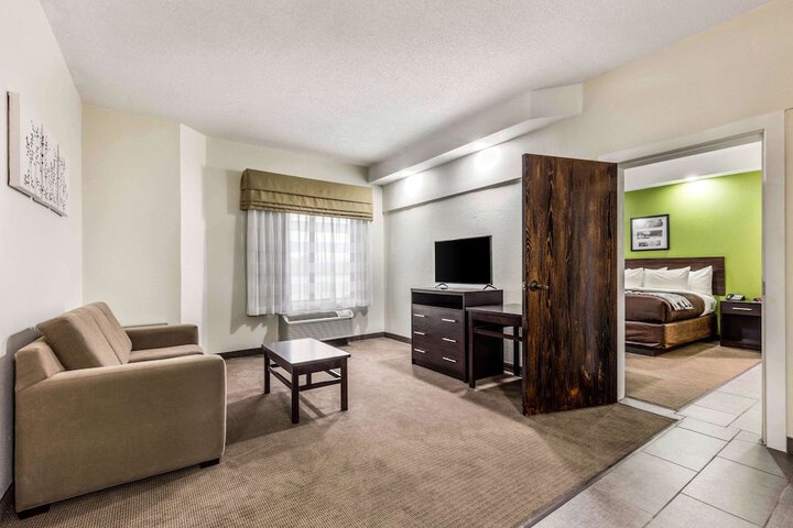 Room 3 of 5