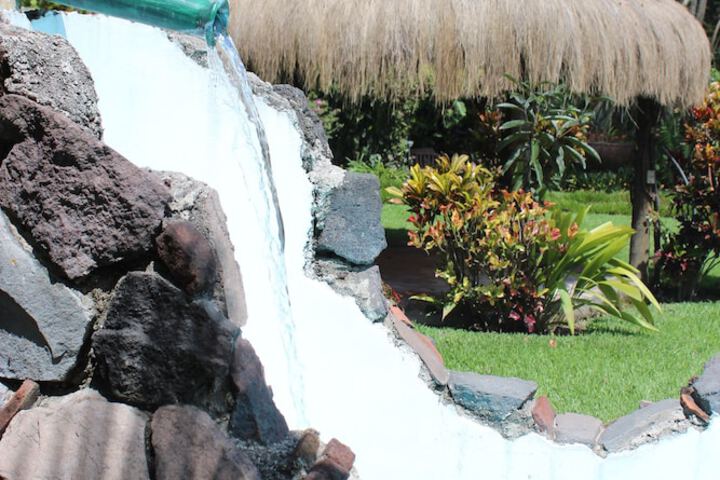 Hotel Pool