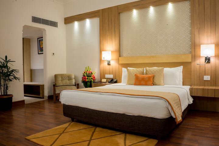 Room 8 of 49