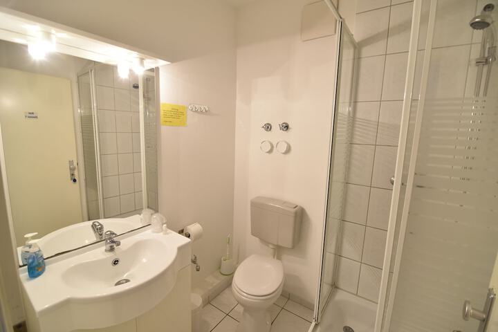 Room 116 of 149