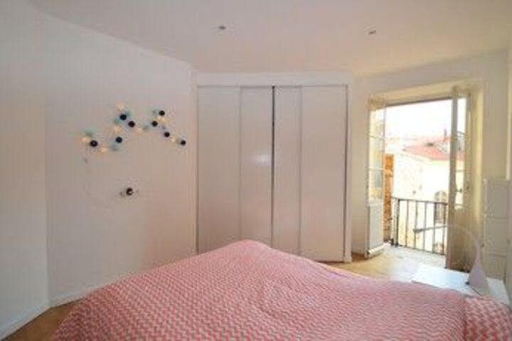 Room 5 of 21