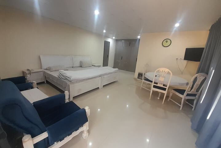 Room 10 of 54