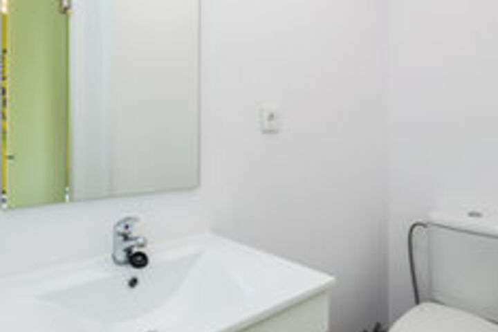 Room 8 of 53