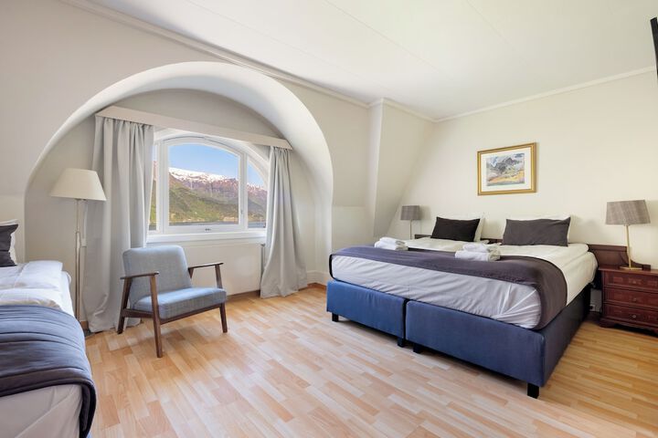 Room 25 of 70