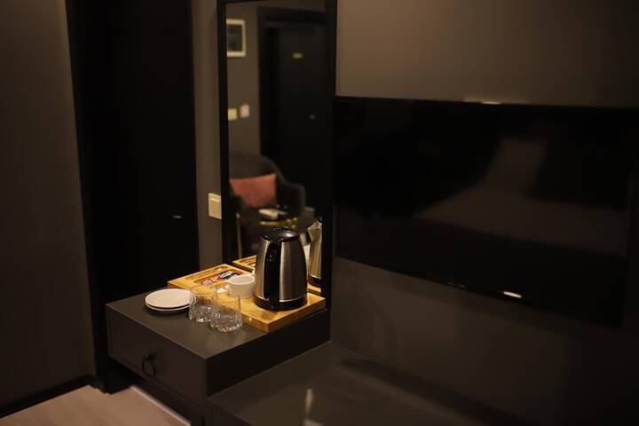 Room 21 of 31