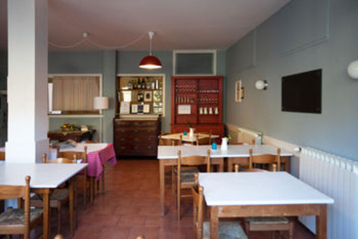 Dining 19 of 73