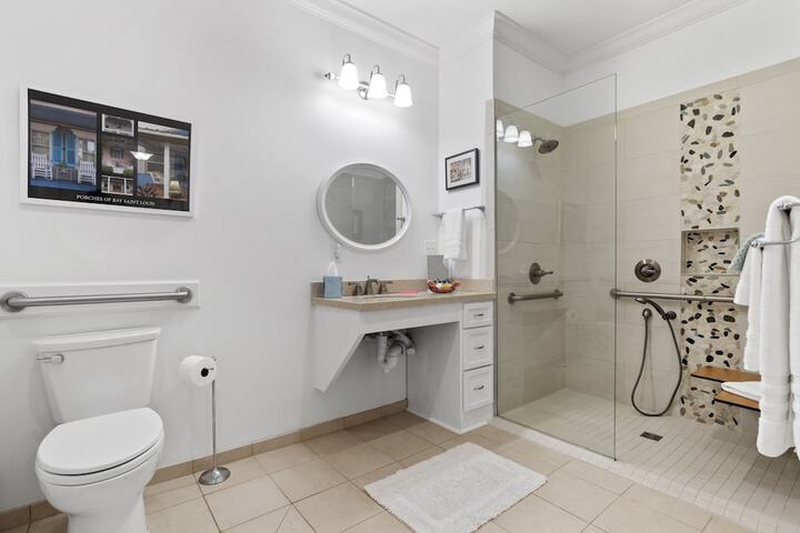 Room 20 of 34
