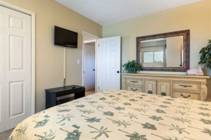 Room 122 of 152