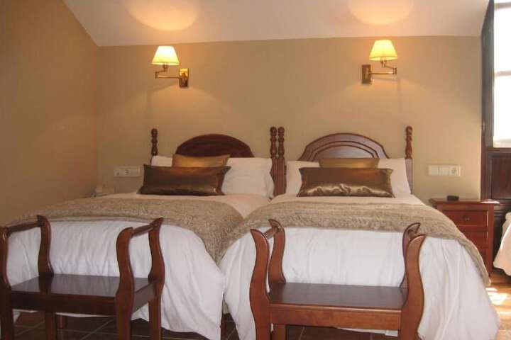 Room 15 of 49