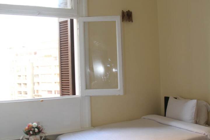 Room 29 of 80