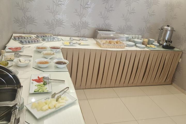 Dining 45 of 72
