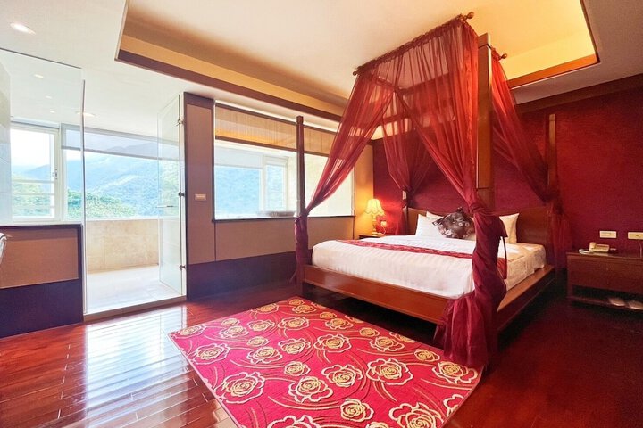 Room 12 of 44