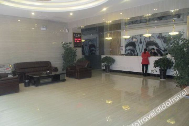 Hotel Interior 6 of 19