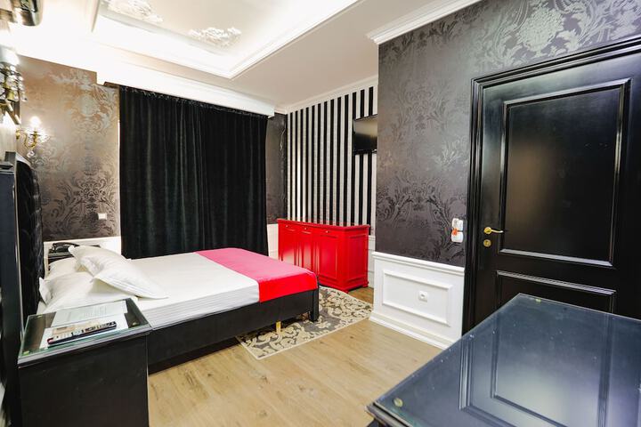 Room 58 of 148