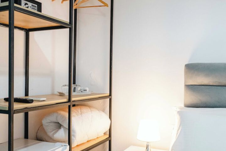 Room 34 of 297