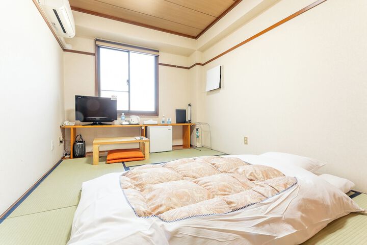 Room 10 of 91