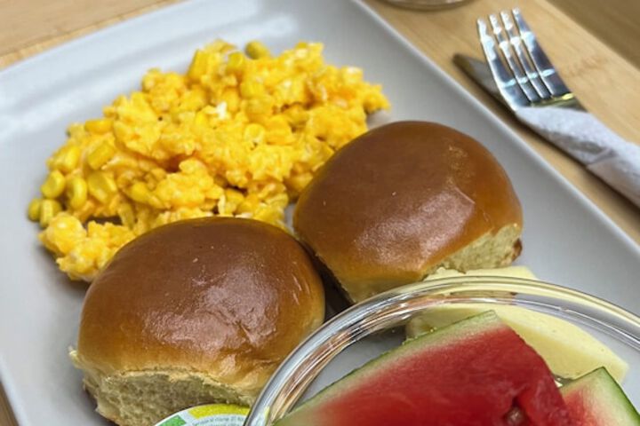 Breakfast/Coffee Service 126 of 137