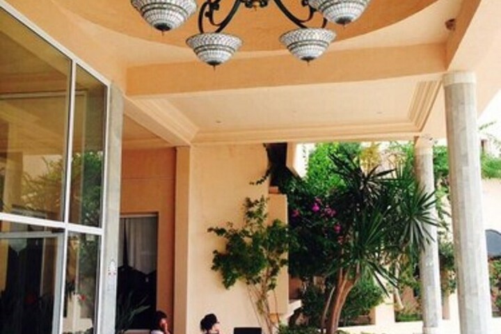Hotel 25 of 27