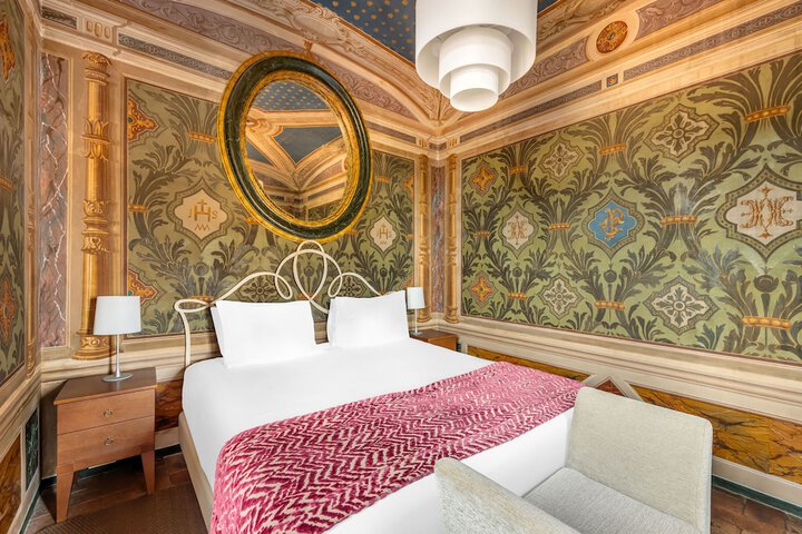 Room 4 of 67