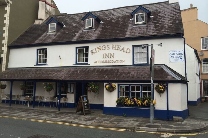 The Kings Head in Llandovery