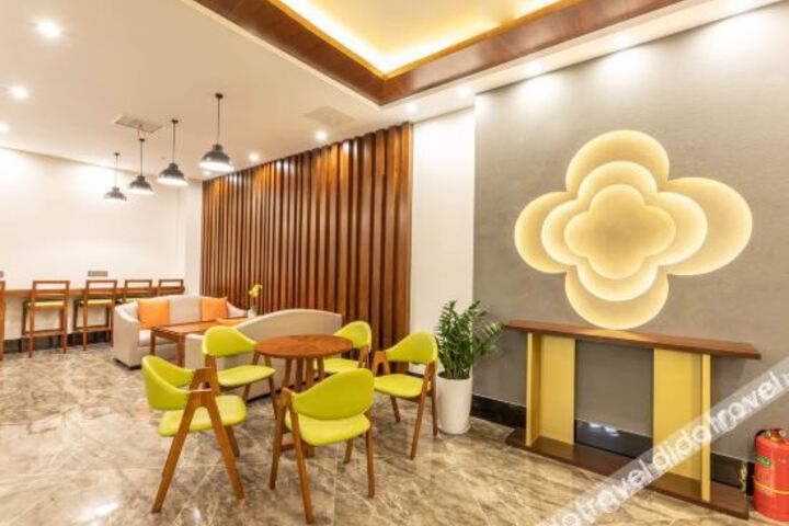 Hotel Interior 11 of 23