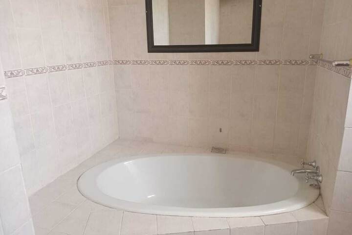 Room 15 of 27