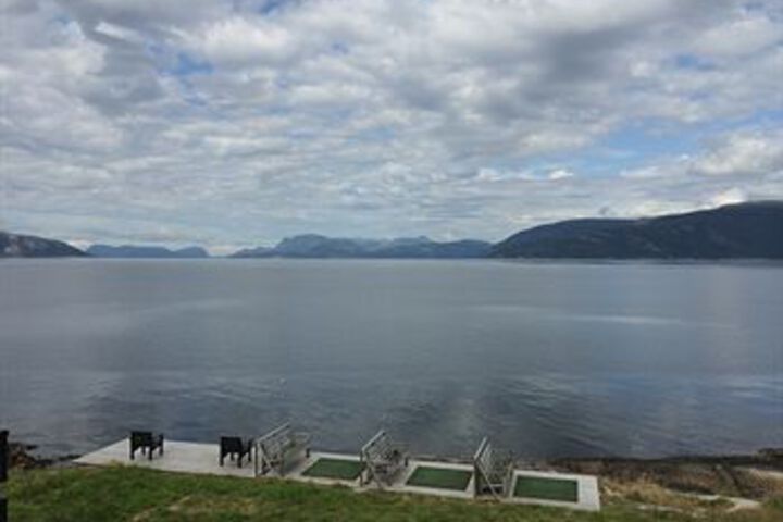 Sundeck 61 of 67
