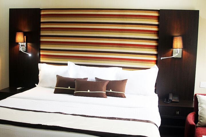Room 10 of 23