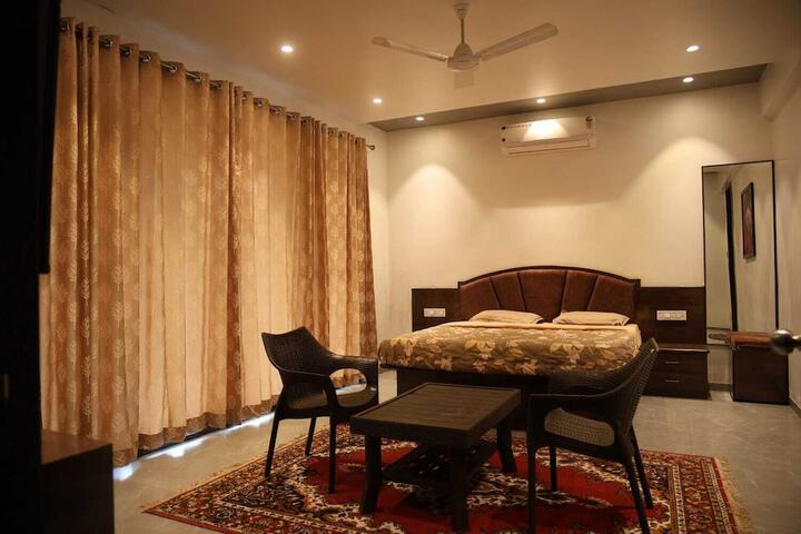 Room 21 of 39
