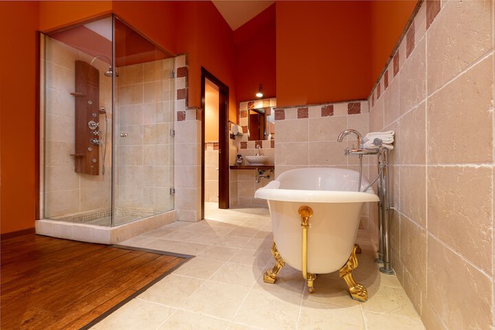 Clean Restrooms