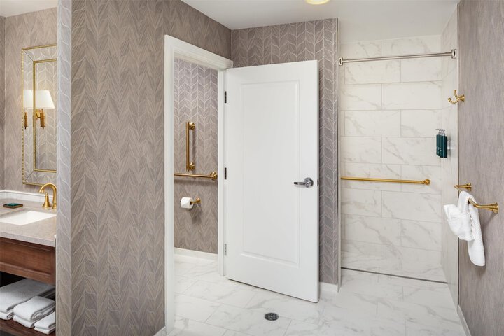 Bathroom shower