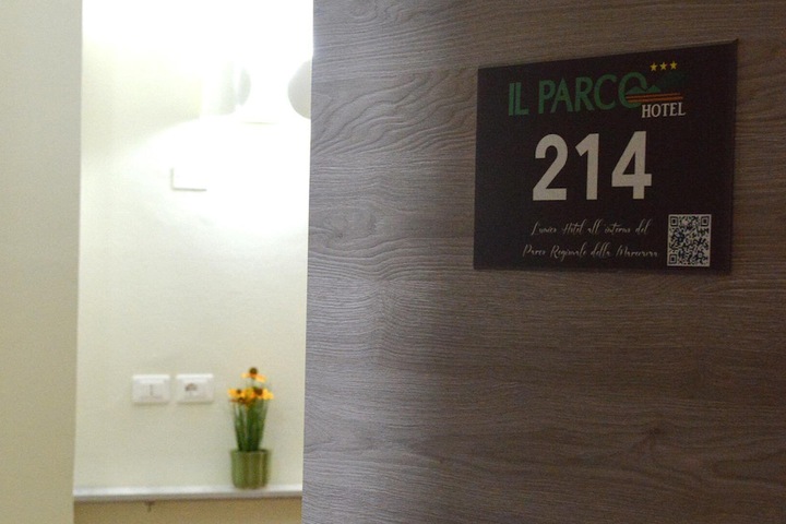 Room 53 of 109