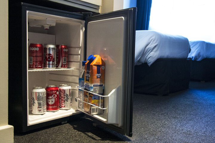 Room 8 of 33