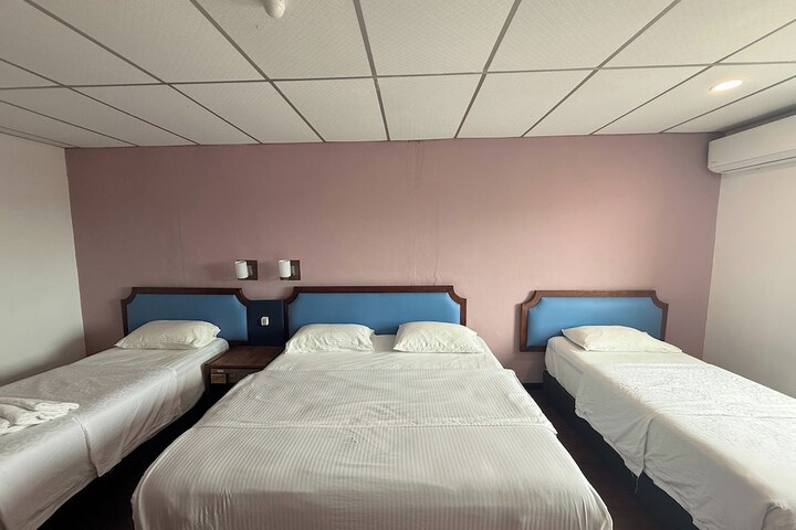 Room 55 of 86